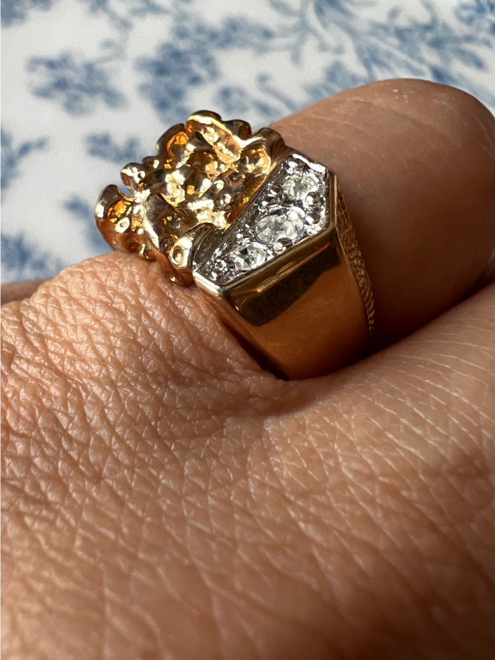 Mens Ring Size 7.5 Gold Nugget CZ Ring 18K HGE #751